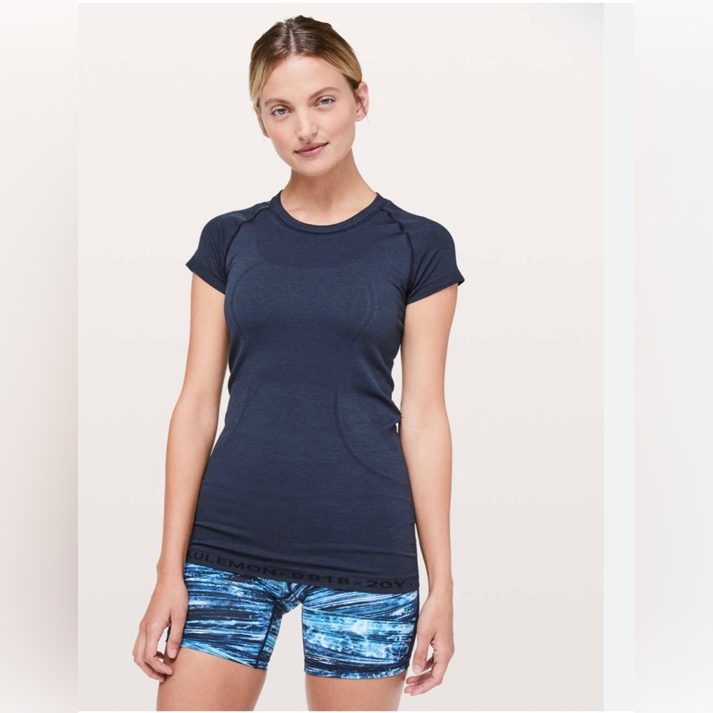 NWT Lululemon Swiftly Tech Short Sleeve Shirt